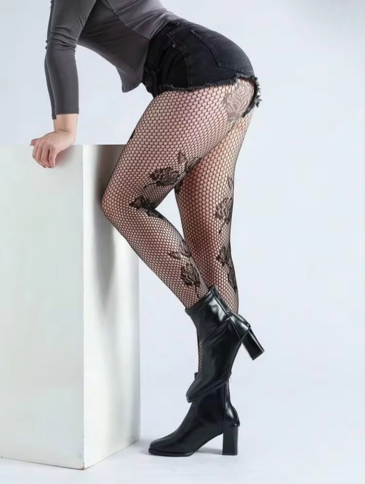 Women’s Black Floral Fishnet Stockings | Sheer Stretch Tights